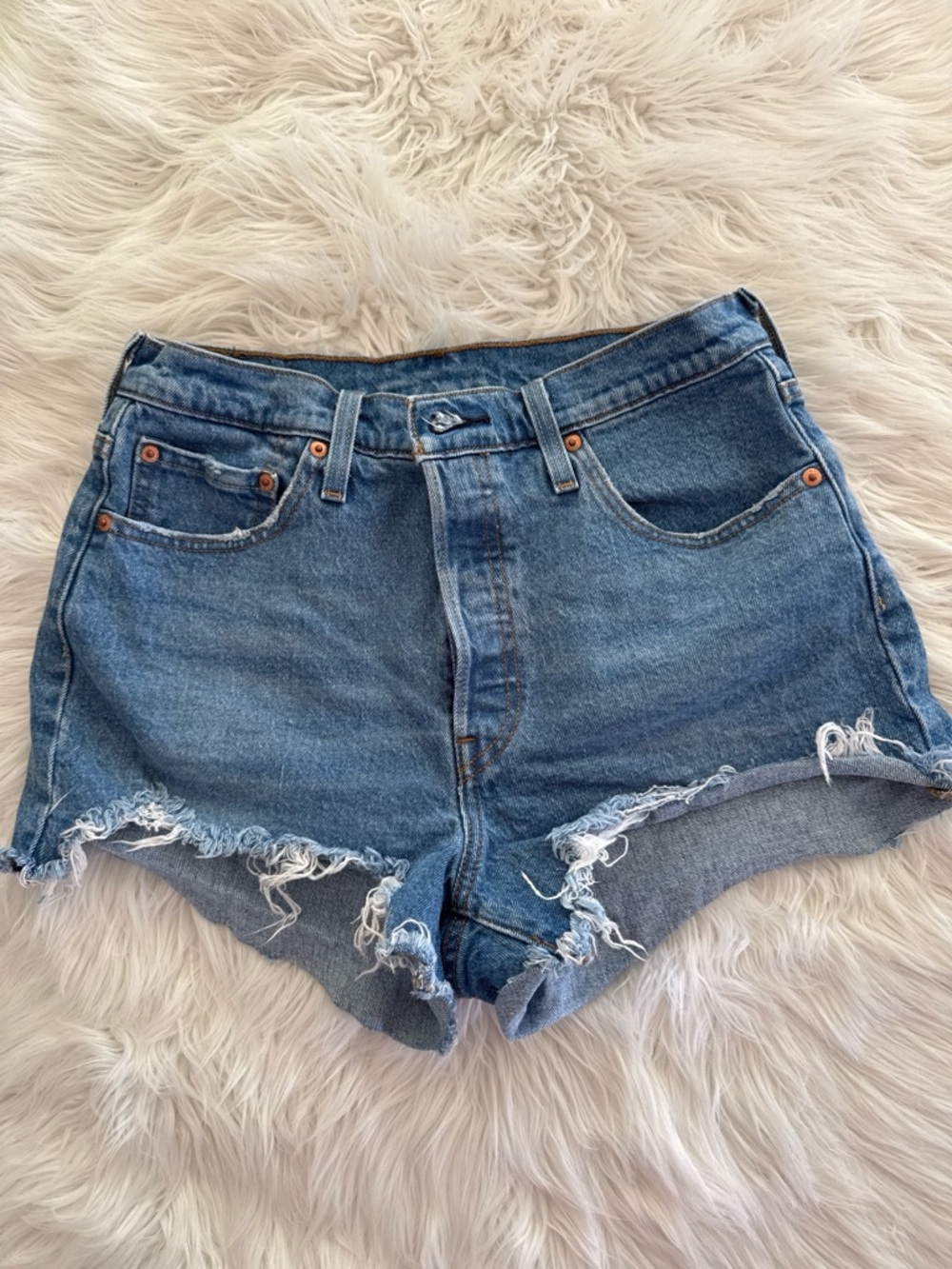 Levi’s 501 High Rise Cut Off Shorts W29 Vintage Wash Button Fly